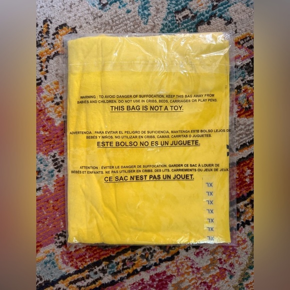 NWT Queer Eye Choose Kindness Pride Tshirt 🌈 - Picture 3 of 3